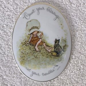 Vintage Holly Hobbie Ceramic Count Your Blessings Oval Trinket Wall Decor